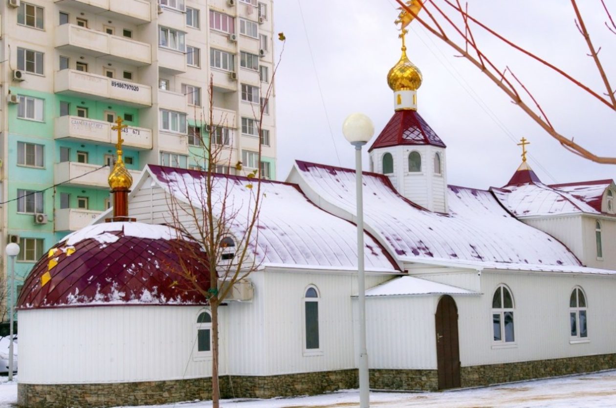 храм спиридона тримифунтского в ломоносове